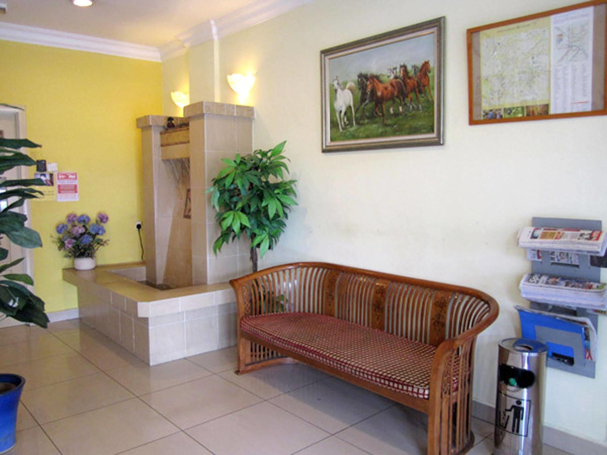 Sun Inns Hotel D'Mind Seri Kembangan Exterior photo