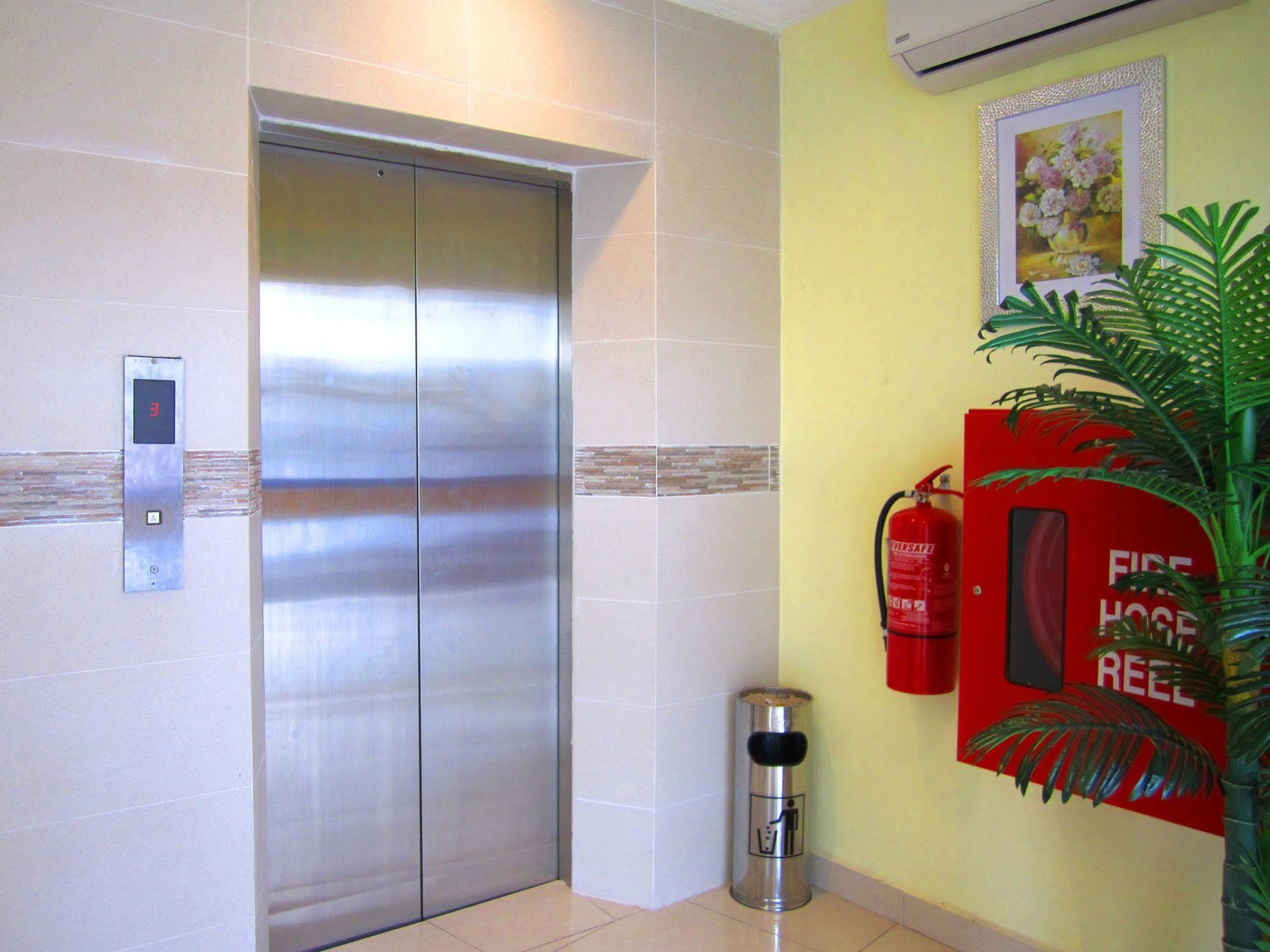 Sun Inns Hotel D'Mind Seri Kembangan Exterior photo